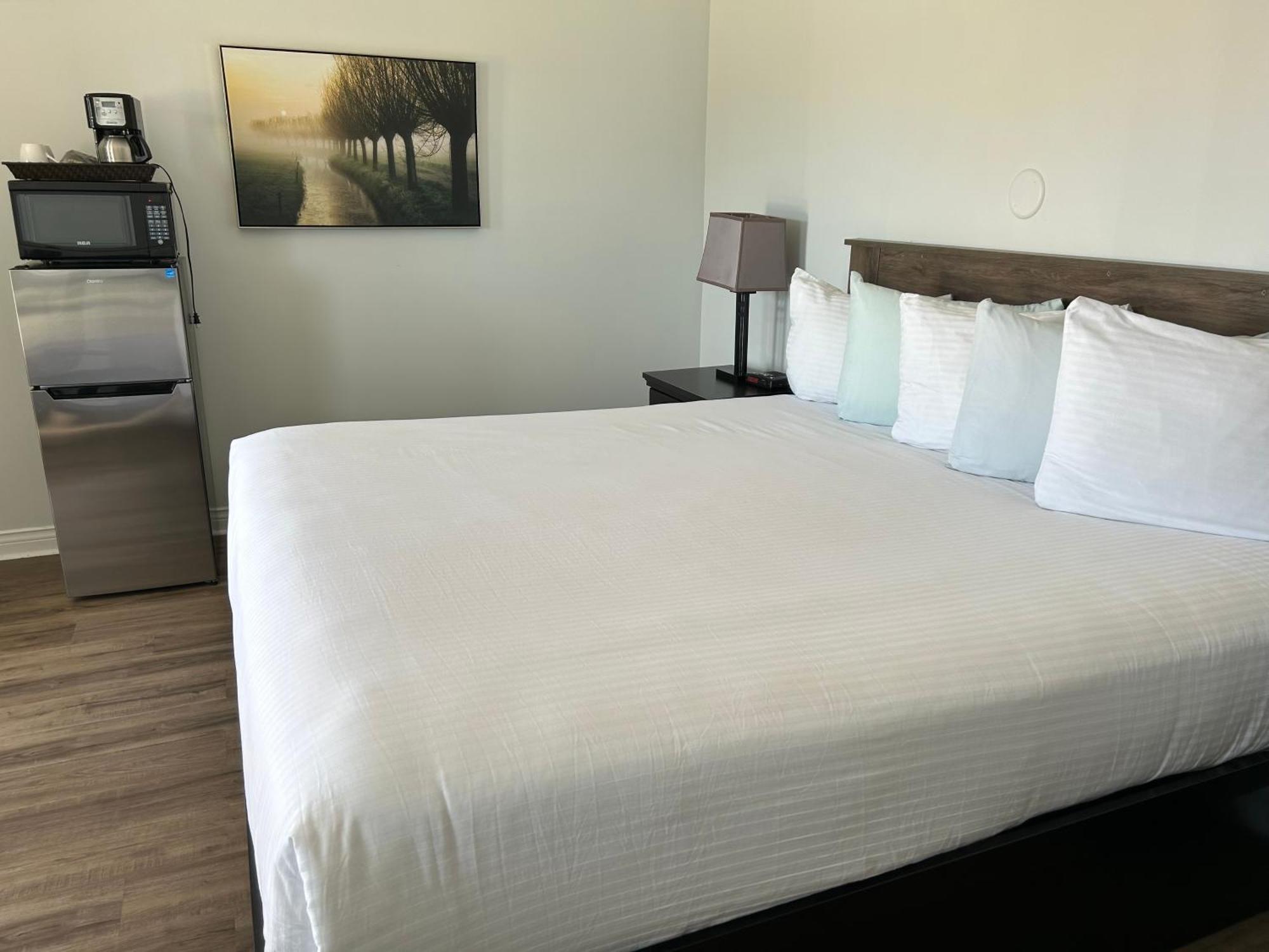 Middleton Motel & Suites Kültér fotó