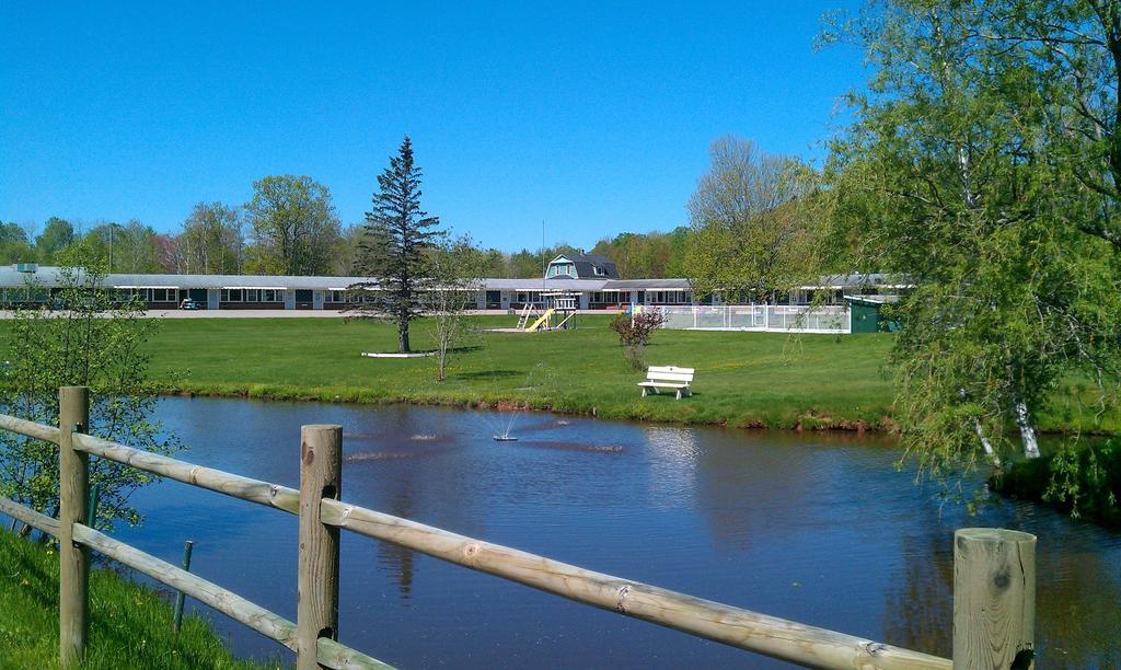 Middleton Motel & Suites Kültér fotó